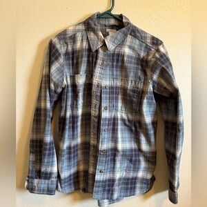 Carhartt small women’s plaid blouse with roll sleeve buttons